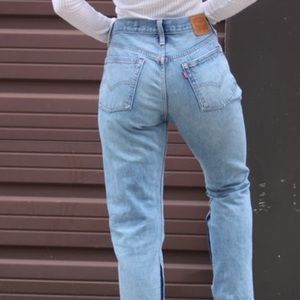 Levi’s 501S High Rise Light Wash Distressed Skinny Jeans Raw Hem Size 27